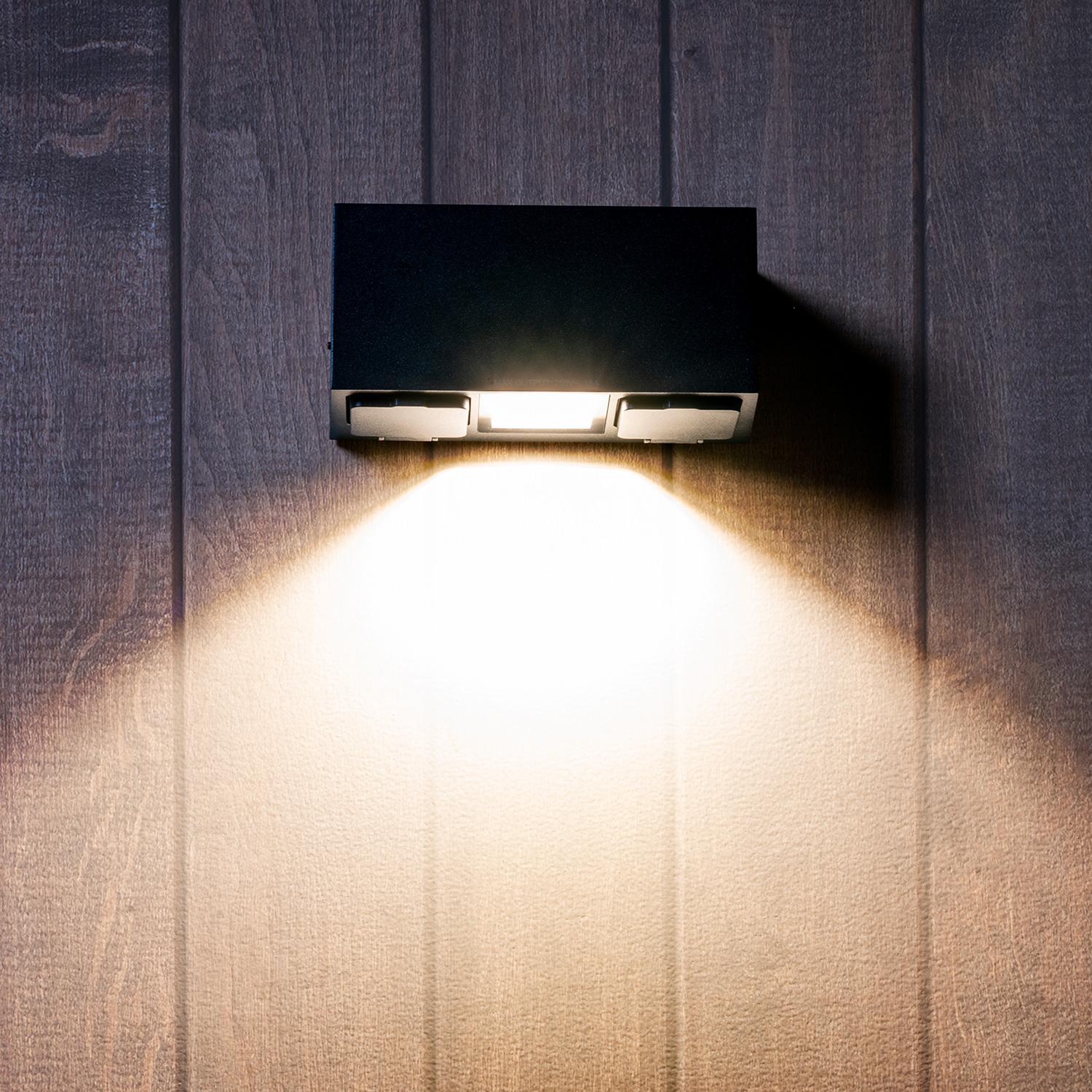 Web-bilde_Talos-utelys-vegg-med-stikkontakter-miljo-trevegg-1